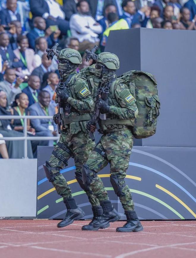 中欧体育官网入口-包含卡尔蒂斯小将表现抢眼，劲旅添新力量的词条