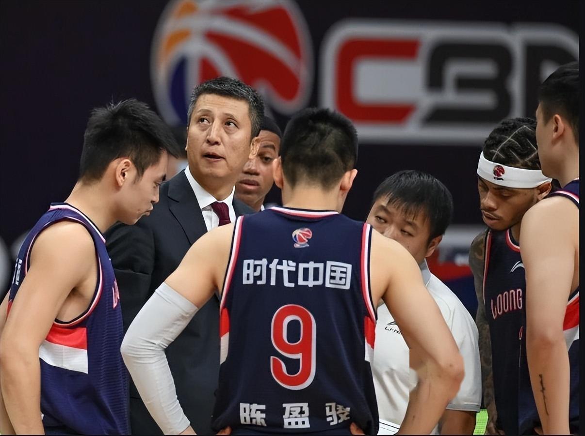 中欧体育平台-郭士强感谢运动员放弃陪伴家人时间参加集训