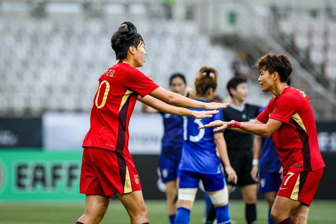 中欧体育app-关于东亚杯-补时阶段险失球中国女足雨战0-0日本队无缘冠军的信息