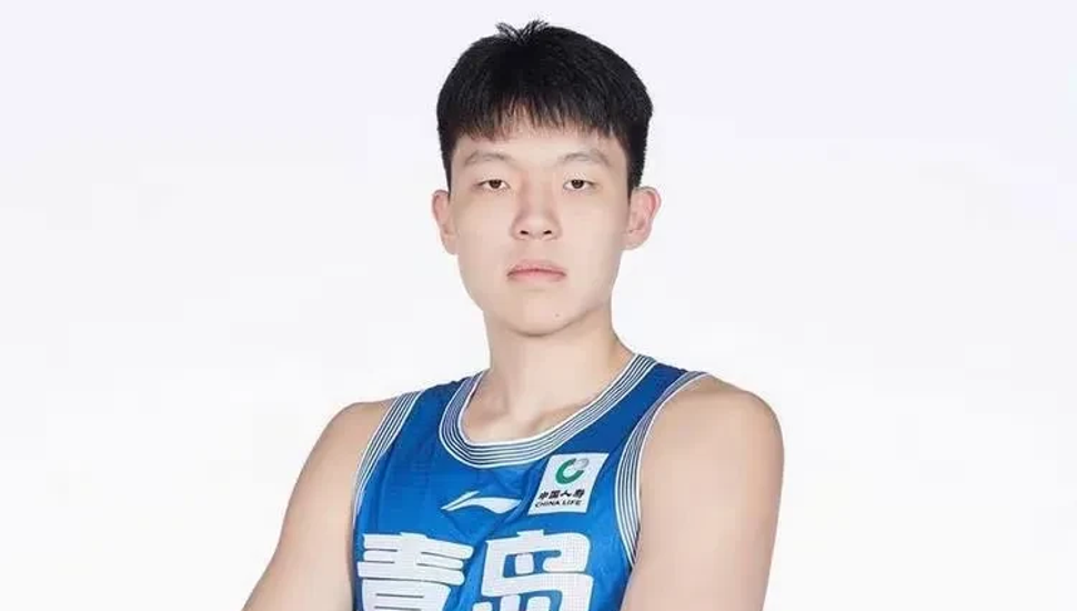 中欧体育平台-队记给杨瀚森评B-!速度慢让我担心现在对手不会在NBA的简单介绍