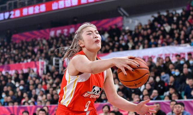 包含内蒙古队惊险逆转，球员表现获赞教练组的词条